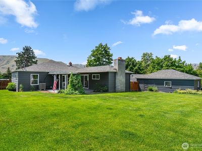 367 1st Street SE, East Wenatchee, WA, 98802