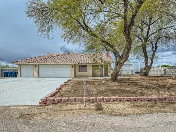 3155 Heyer St, Logandale, NV 89021