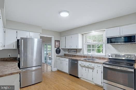 2nd image of 82 Baltusrol Rd