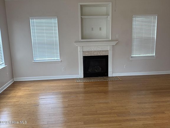 2nd image of 188 Eagleton Cir