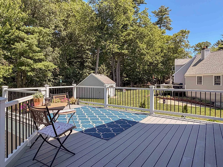 38 Huckleberry Ln — Photo 26