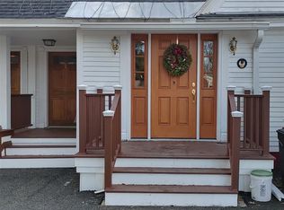 90 Stark Ave APT 3, Dover, NH 03820