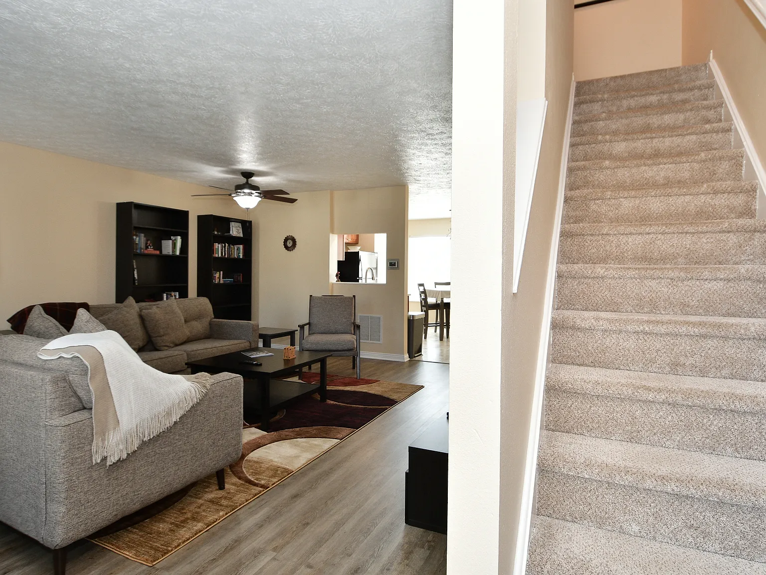 Fully Furnished 2BR/2BA Townhome w/ 2-Car Garage All Utilities Included — Photo 4