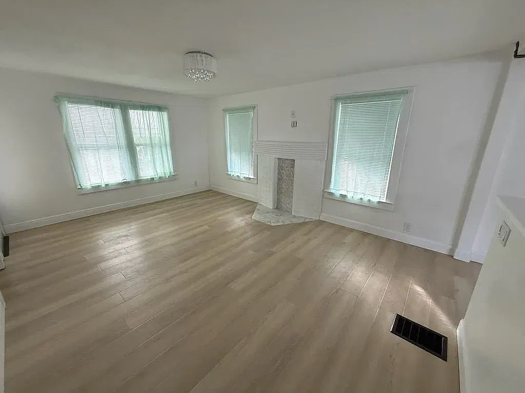 1 bed, 750 sqft, $1,600 — Photo 4