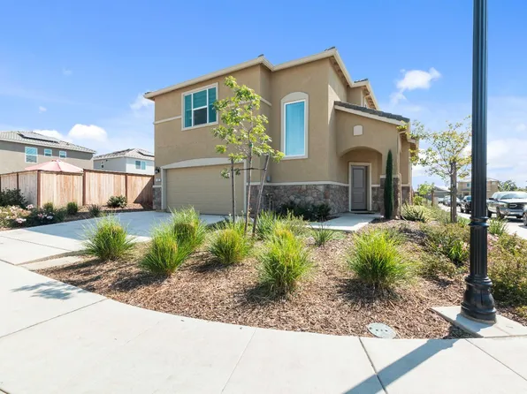 1347 River Run Cir, Ione, CA 95640