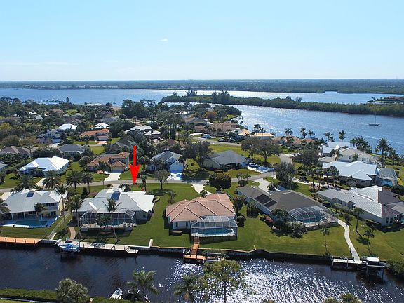 2nd image of 3251 SE River Vista Dr
