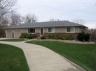 21275 Greenview Rd, Council Bluffs, IA 51503