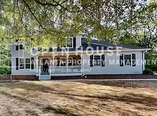 2922 Melton Ct SW, Lilburn, GA 30047
