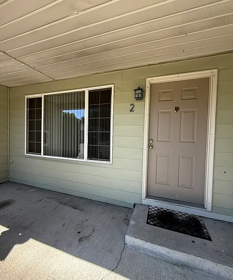 2508-2512 Crystal Springs Rd W — Photo 62