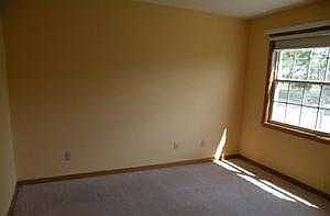 5th image of 416 Glen Abbey Ln