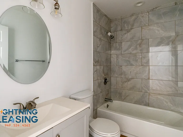 14227 Gilmore St #102 — Photo 8