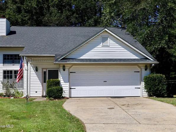 3203 Granville Court, New Bern, NC 28562