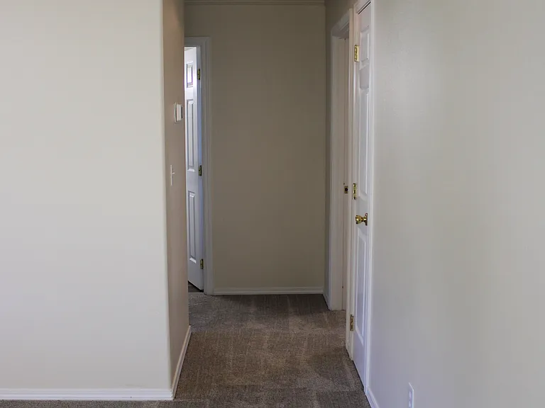 1497 Trisha Way — Photo 5