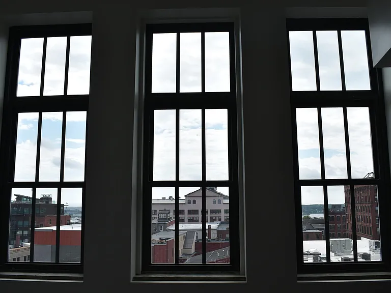45 Forest Ave — Photo 3