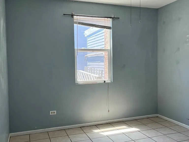 2419 W North Ave #2 — Photo 9