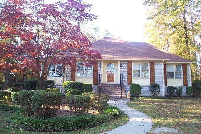 1st image of 2321 Stallings Dr