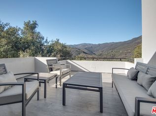27084 Old Chimney Rd, Malibu, CA 90265