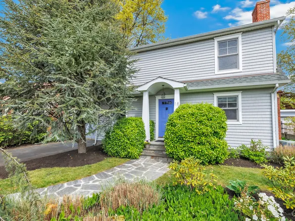 18 Baxter Drive, Norwalk, CT 06854