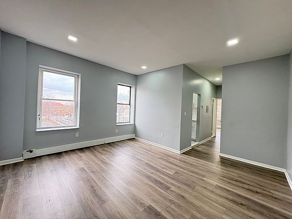 3rd image of 117 Wade St APT 4H