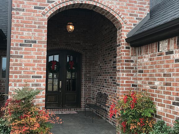 2nd image of 2820 N Purple Phlox Ln