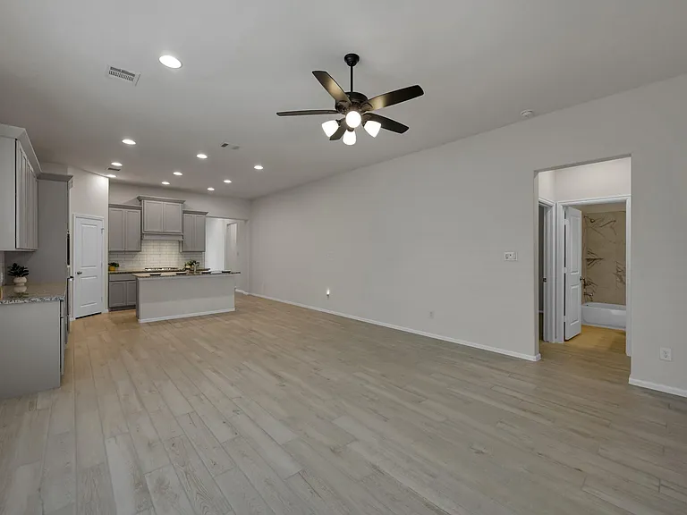 17446 Vino Vines Ln — Photo 8