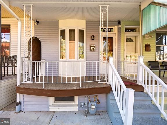 5th image of 1232 Locust St