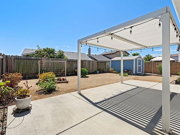 5th image of 3600 Regatta Pl