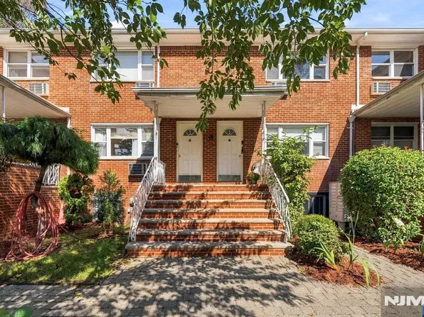 201 Oakdene Place #E2, Cliffside Park, NJ 07010