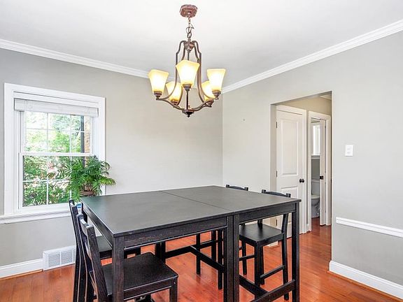 2nd image of 1052 Terrace Dr