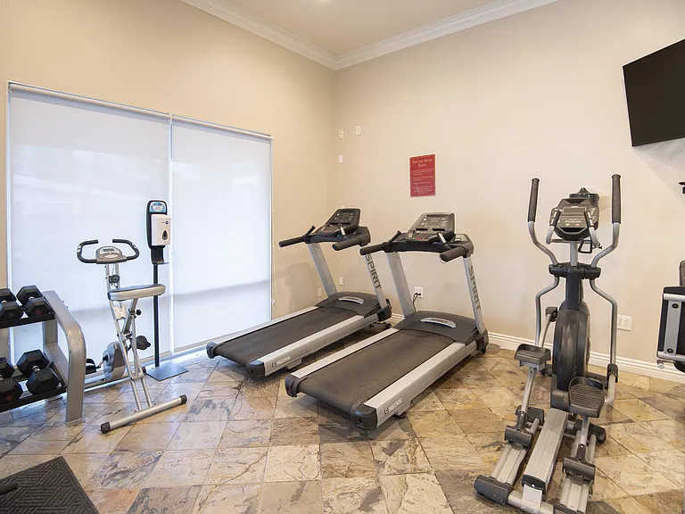Sunset Ridge at La Crescenta — Photo 15