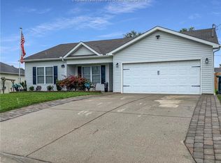 3017 Victorian Pl, Hurricane, WV 25526