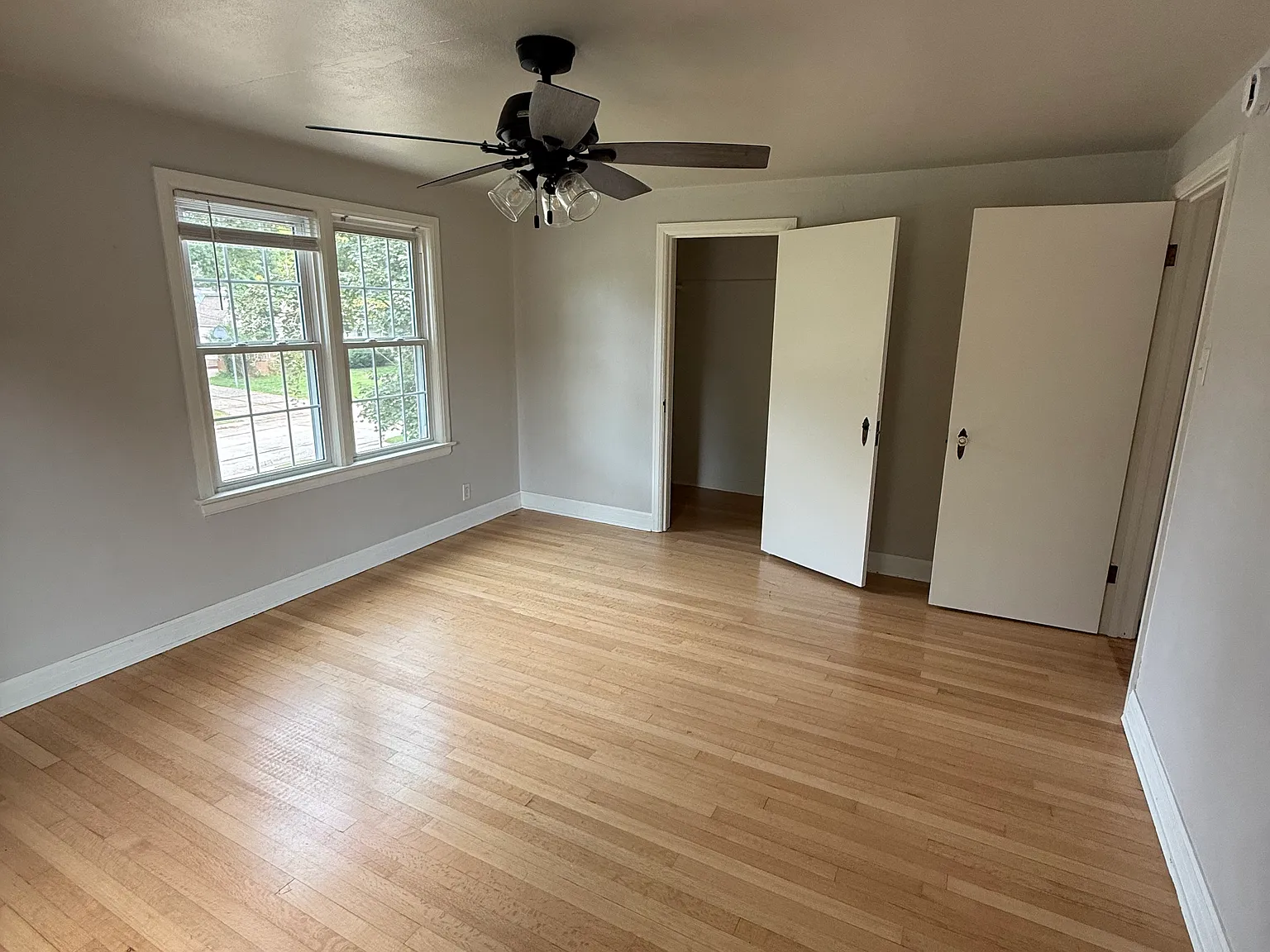 2 bed, 899 sqft, $1,200 — Photo 4
