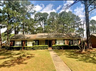 2715 Whispering Pines Rd, Albany, GA 31707