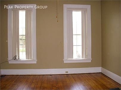 5th image of 2338 Ohio Ave