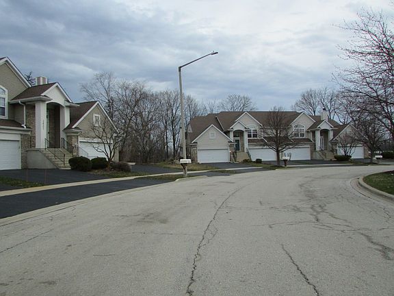 4th image of 2627 Old Woods Trl