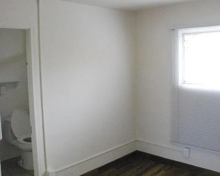 158 N Ventura Ave — Photo 11