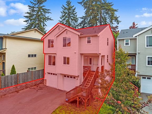 2nd image of 20048 15th Ave NE