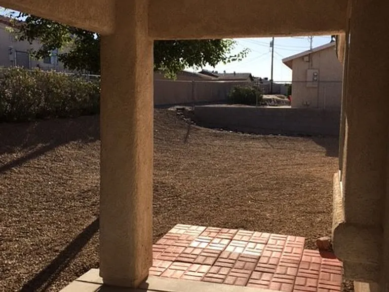 3301 Tolteca Dr — Photo 22