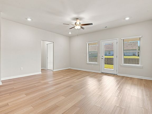4th image of 231 Paca Ln