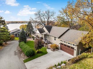 5100 Greenwood Cir, Greenwood, MN 55331