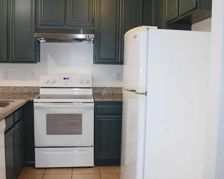 2152 Bluejay Cir — Photo 15