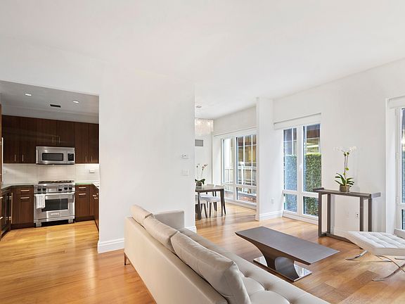 2nd image of 33 W 56th St APT 5E