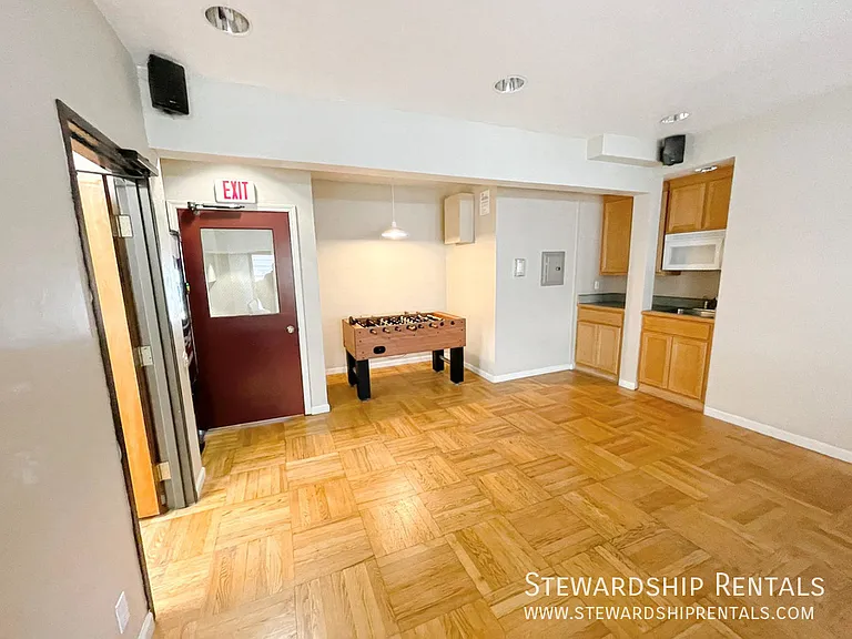 1825 Harris St #5 — Photo 12
