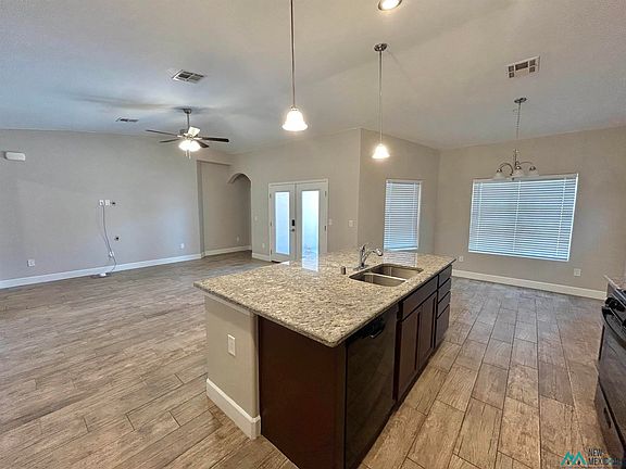 3rd image of 4726 W Longtail Rd
