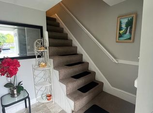 112 Colwell St FLOOR 2, Cranston, RI 02920