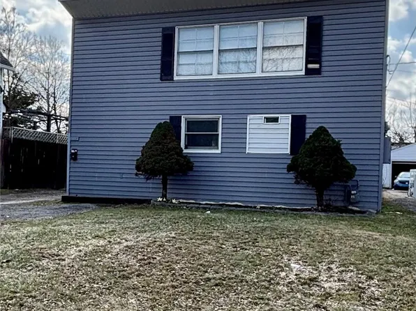 11227 Kensington Ave, Cleveland, OH 44111