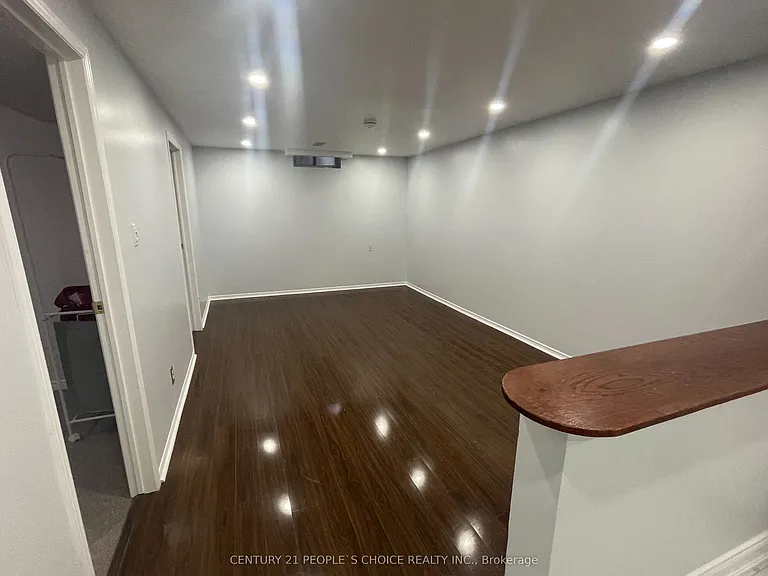 358 Kingsbridge Garden Cir #BASEMENT — Photo 6