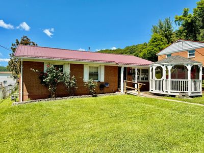 1910 S Willis Ave, Covington, VA, 24426