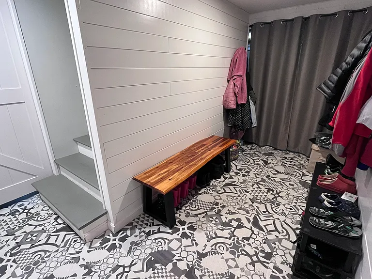 Mud room