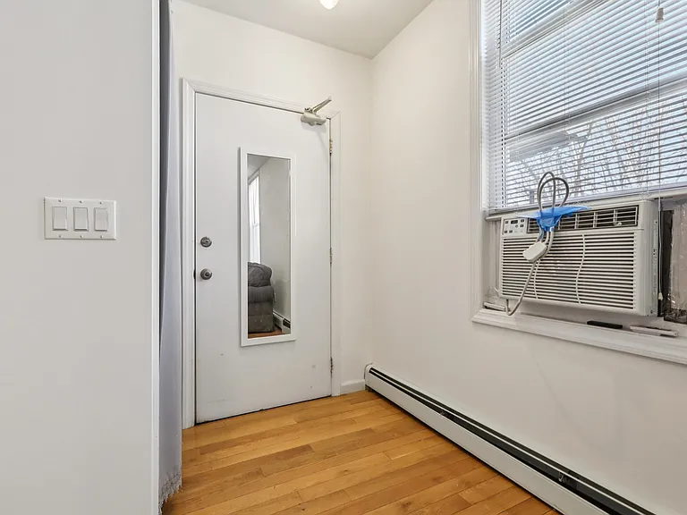 66 Chestnut Ave #1 — Photo 3